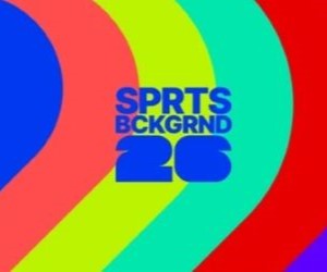 Le monde du football est en ébullition. La Coupe du Monde 2026 approche à grands pas et les équipes nationales se disputent une place dans le plus grand tournoi mondial, où chaque match forge les rêves et les espoirs de millions de supporters.Avec trois pays hôtes – les États-Unis, le Mexique et le Canada – cette édition promet d'être historique : plus d'équipes, plus de buts et une expérience planétaire unique. Les entraîneurs peaufinent leurs stratégies et les joueurs se battent pour décrocher leur billet pour le tournoi le plus attendu.Le compte à rebours est lancé. Le coup d'envoi est imminent et le monde entier retient son souffle, impatient d'assister au début d'une nouvelle ère.La Coupe du Monde est presque là… et la passion est palpable.